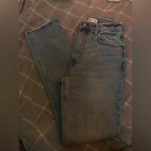 Abercrombie & Fitch The 90’s Ultra High Rise Straight Jeans